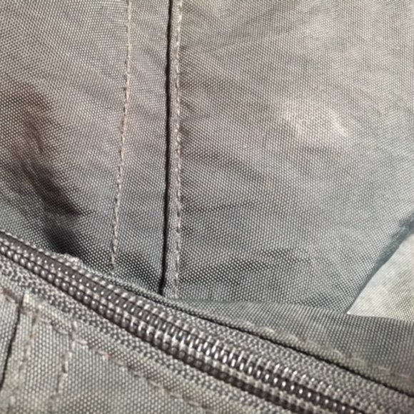 Baggallini Adjustable Crossbody Traveling Shoulder Nylon Bag 12"x10" - Picture 12 of 16